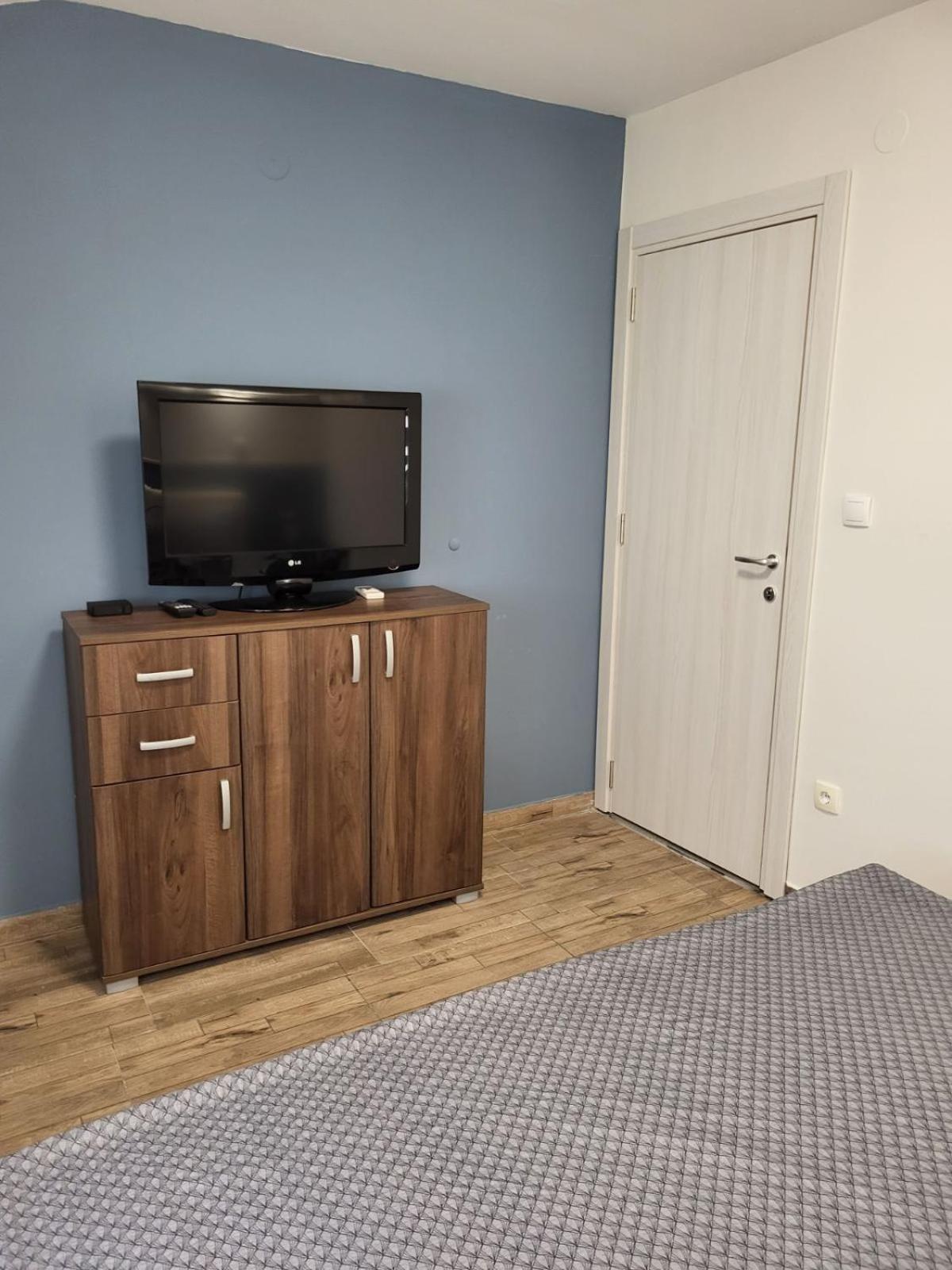 Guesthouse Ozegovic Belgrado Buitenkant foto